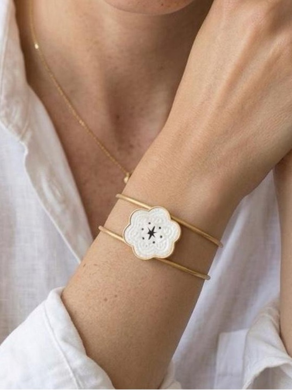 NWT White cuff bracelet